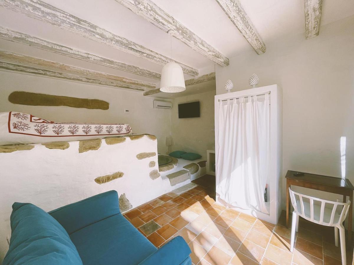 לינה וארוחת בוקר Capo dʼOrlando La Casa Del Nespolo מראה חיצוני תמונה