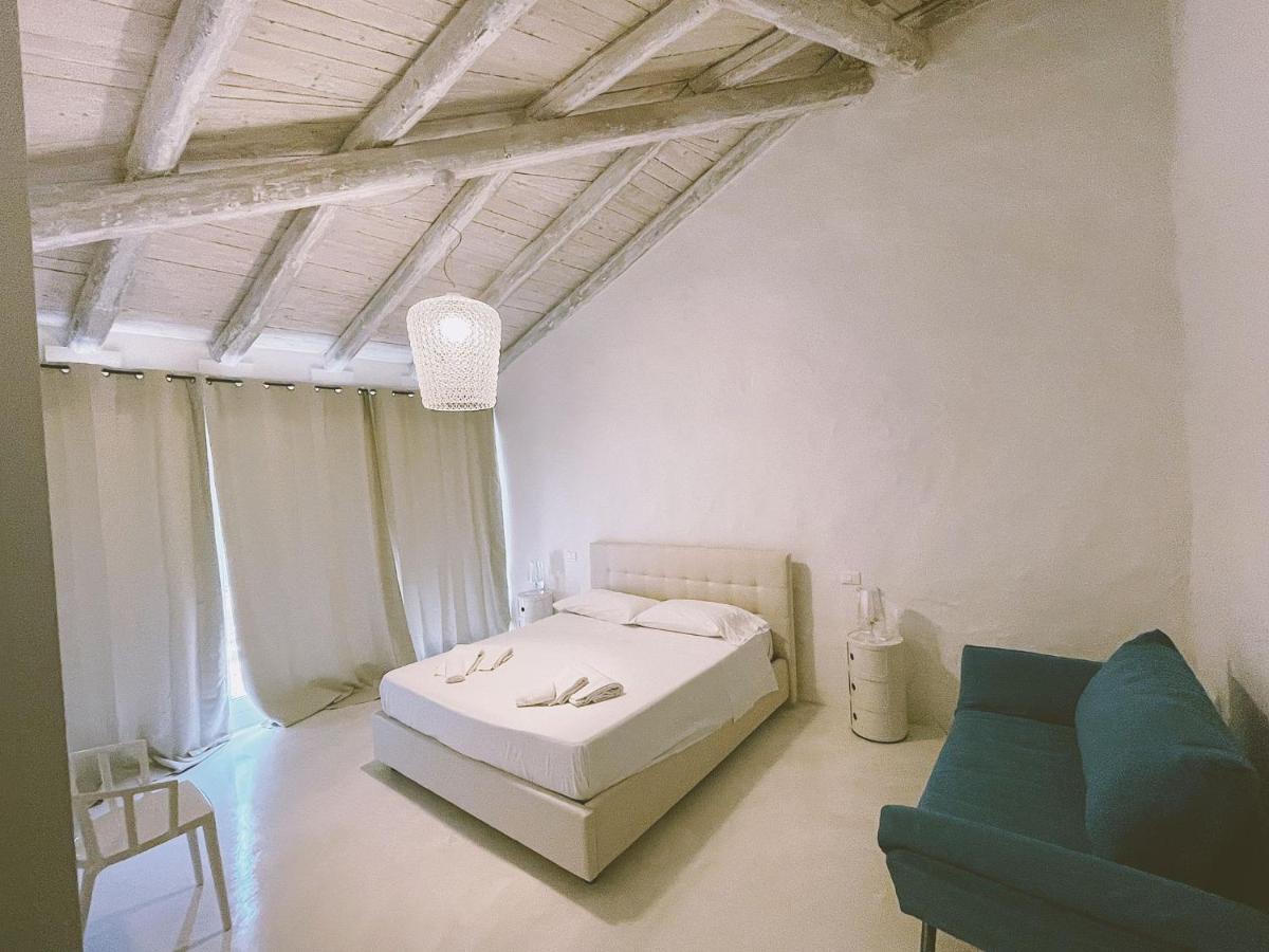 לינה וארוחת בוקר Capo dʼOrlando La Casa Del Nespolo מראה חיצוני תמונה